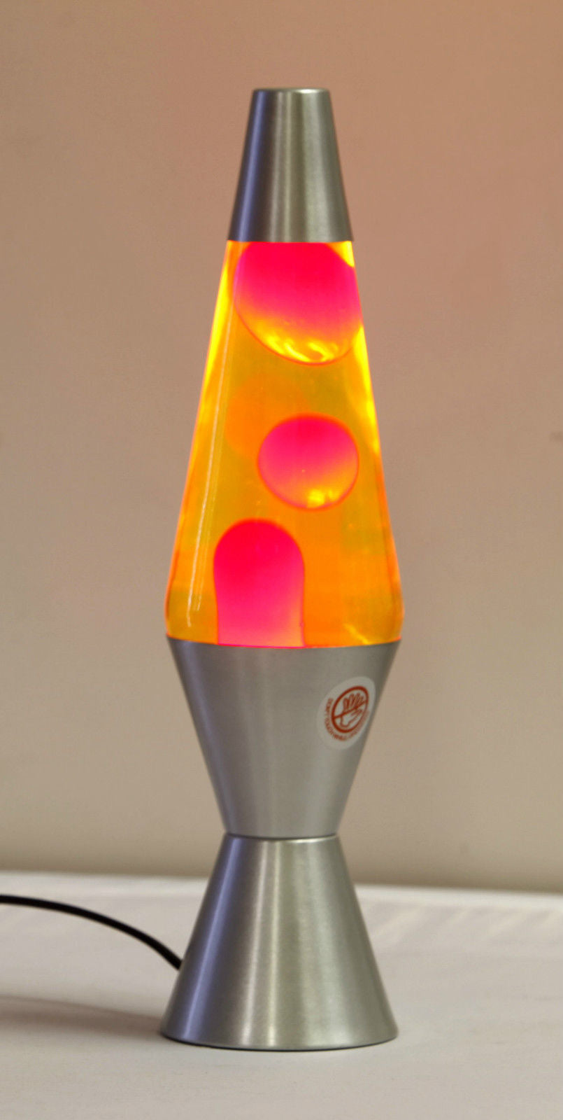 New LAVA LAMP METAL BASE 37CM LIGHT/NIGHT LIGHT/ GIFT