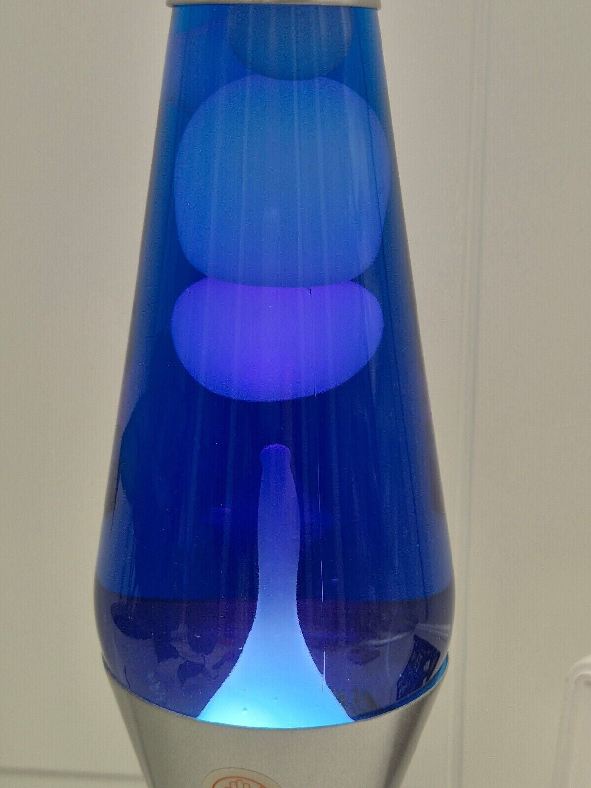 New LAVA LAMP METAL BASE 37CM LIGHT/NIGHT LIGHT/ GIFT